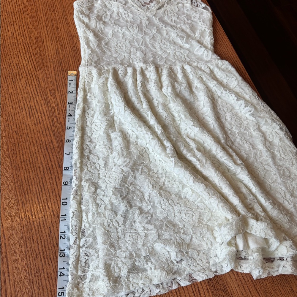 Forever 21 small lace lined dress - Picture 4 of 7